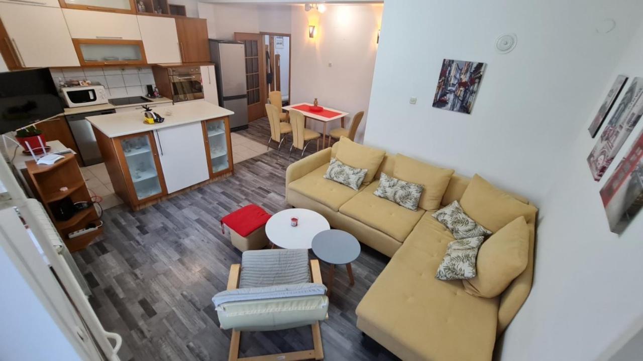 Center Cosy Apartment Üsküp Dış mekan fotoğraf