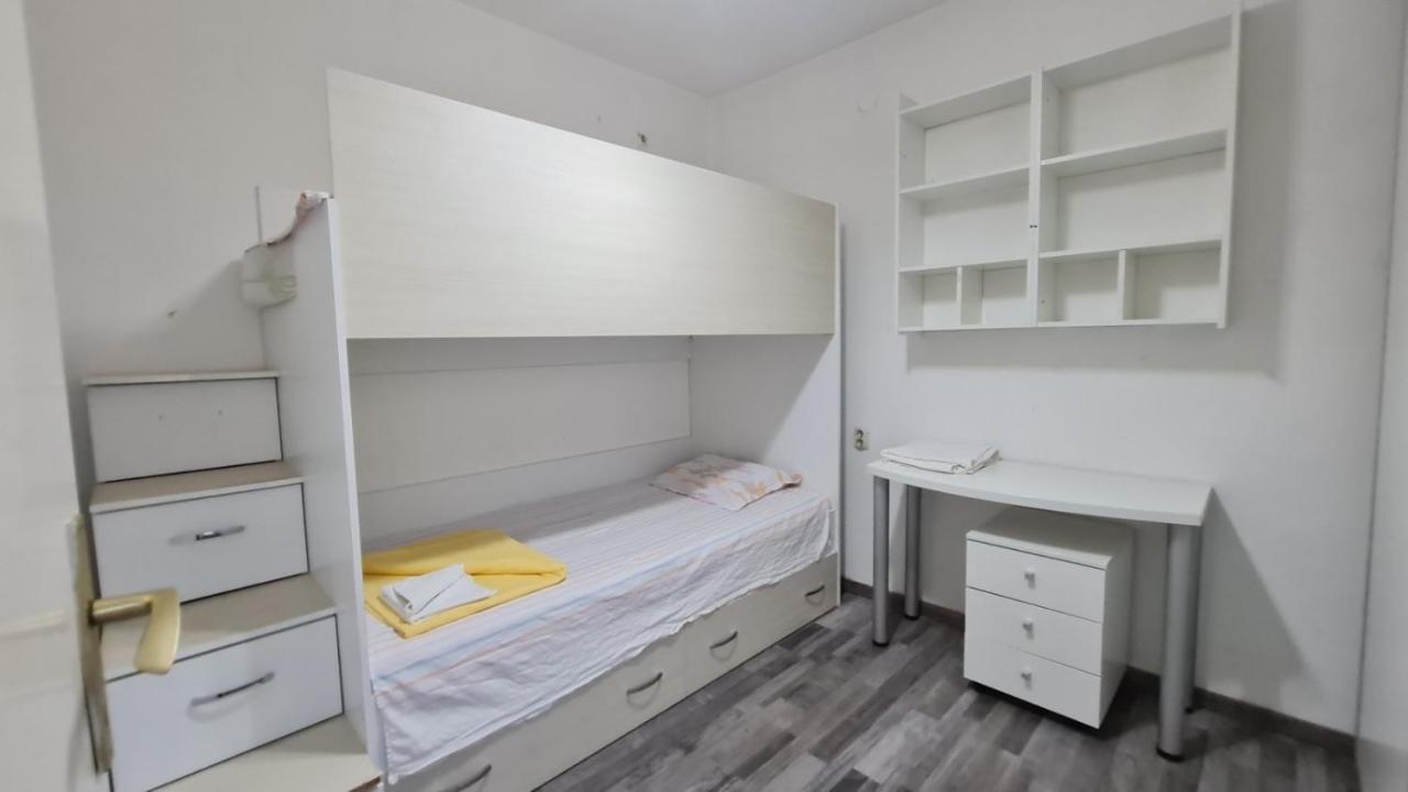 Center Cosy Apartment Üsküp Dış mekan fotoğraf